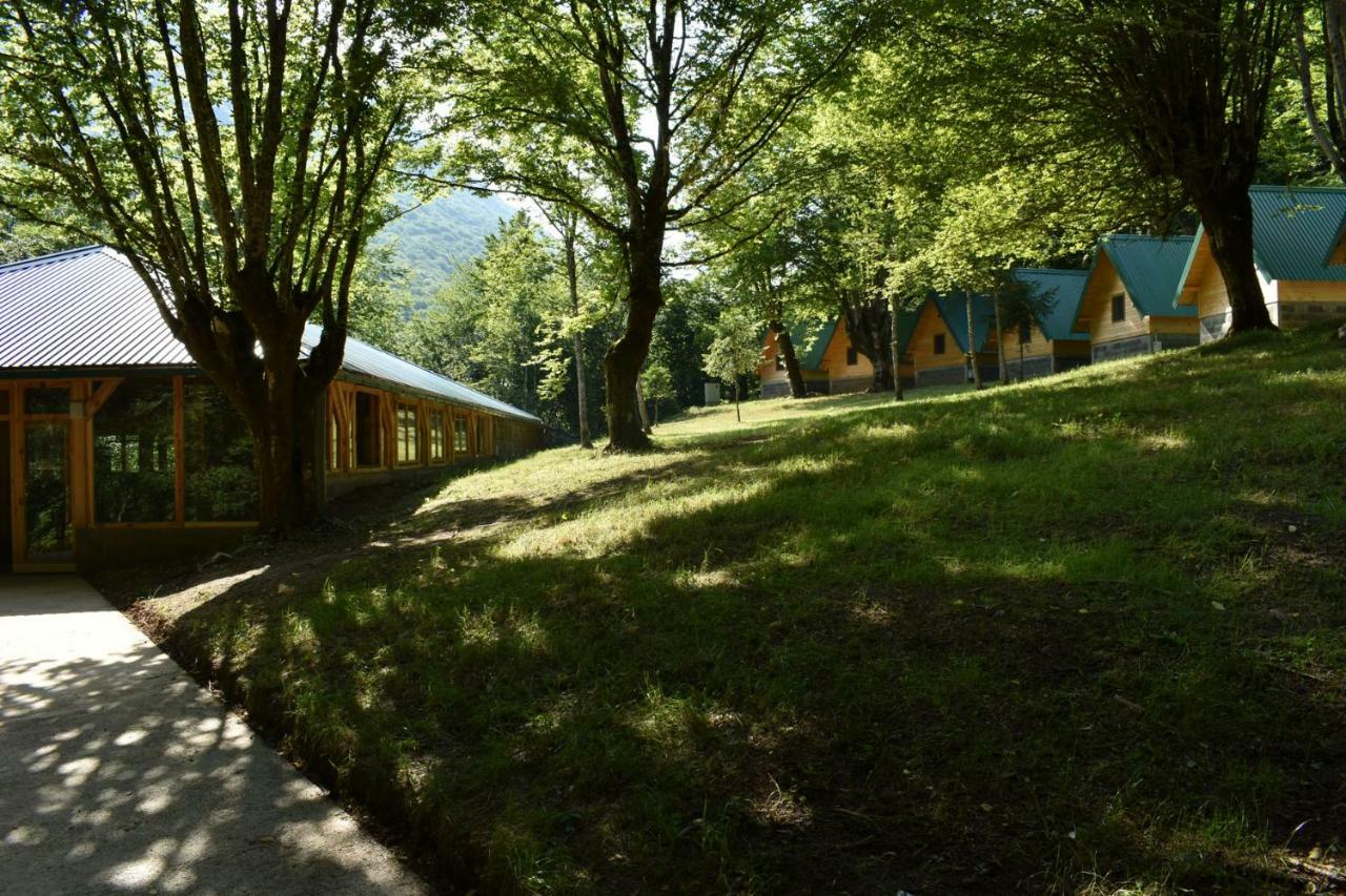 Tara Inn Resort Bastasi Exterior foto